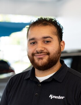 Staff member Christopher Rodriguez from 562585afc53e