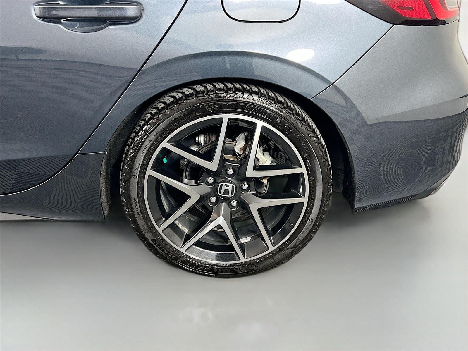 2023 Honda Civic Hatchback Sport Touring - Photo 32