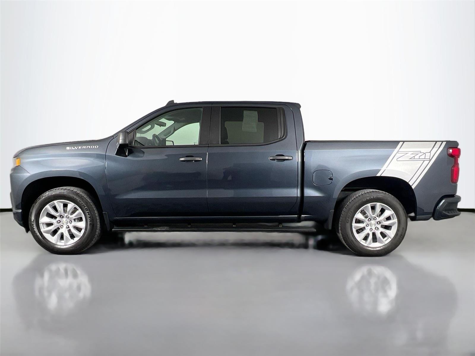 2020 Chevrolet Silverado 1500 Custom photo 3