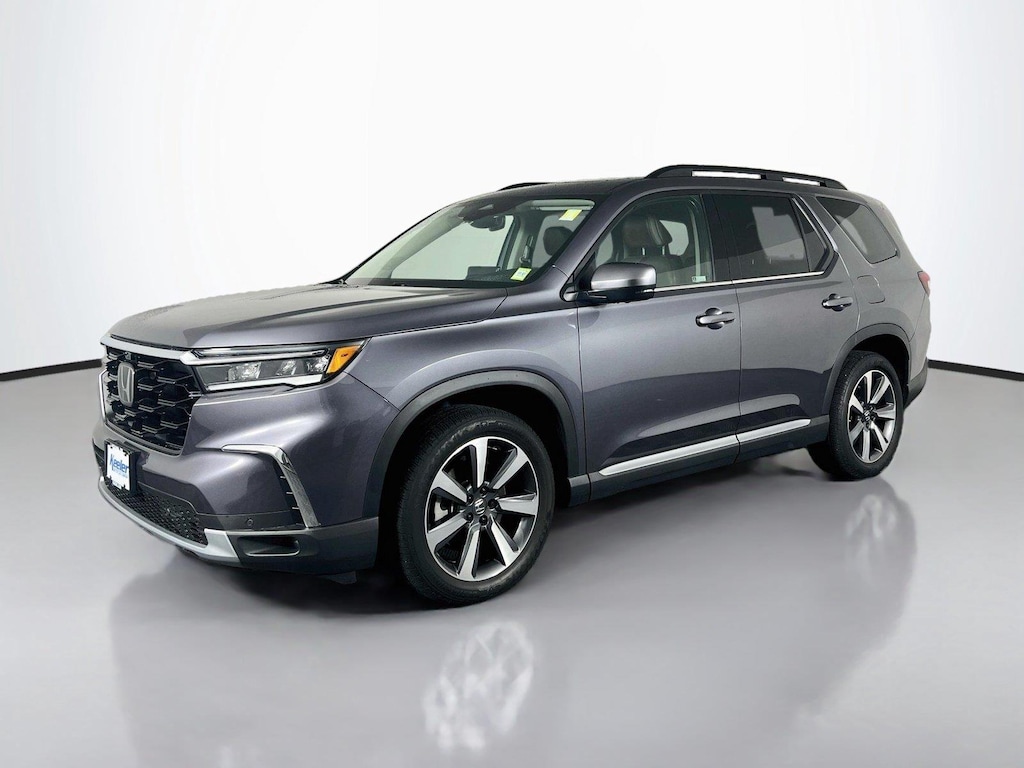 Used 2023 Honda Pilot Elite SUV
