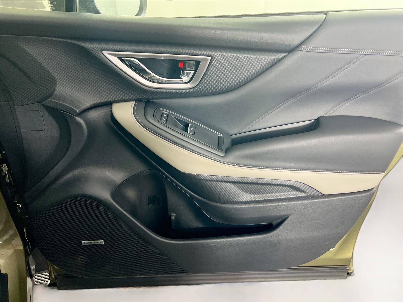 2024 Subaru Forester Limited - Photo 29