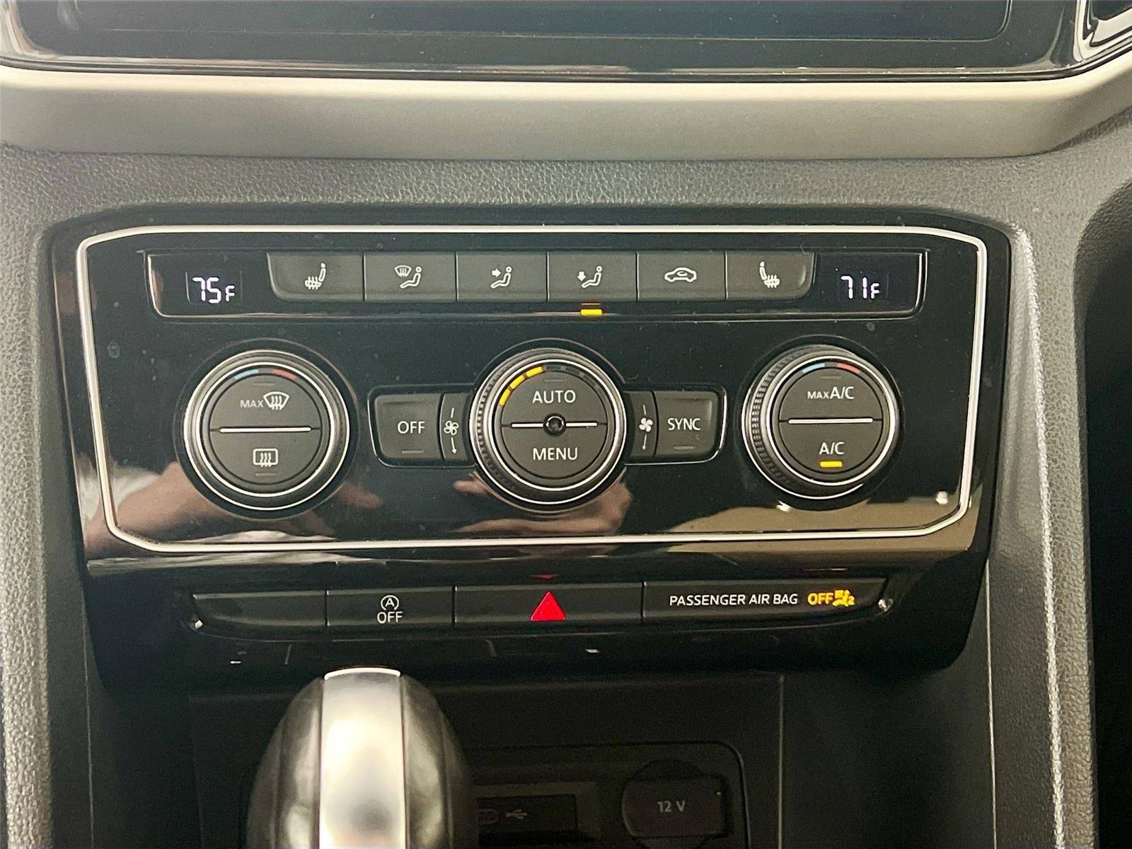 2022 Volkswagen Atlas Cross Sport SE w/Tech - Photo 15
