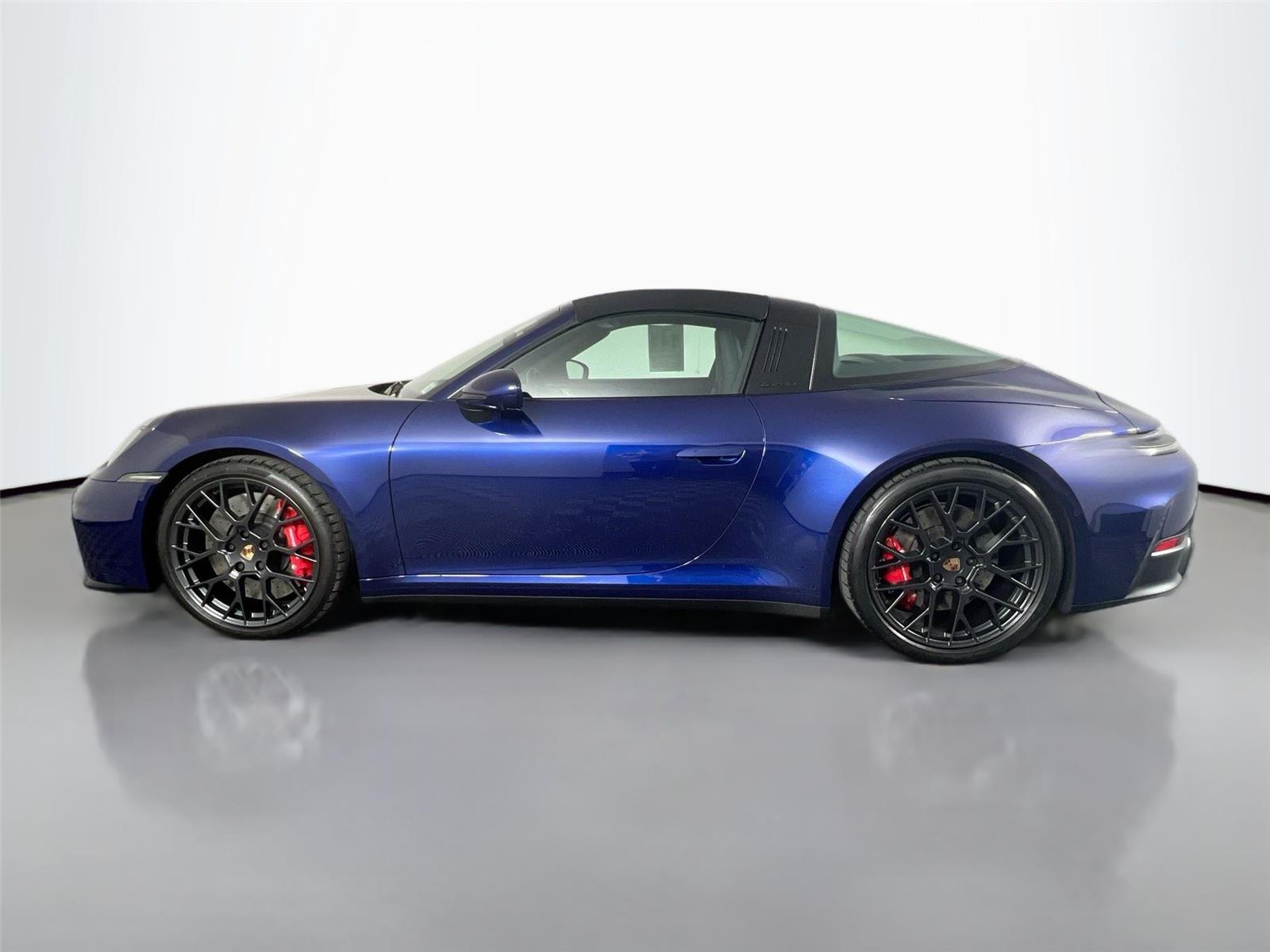 2025 Porsche 911 Targa 4 GTS photo 3