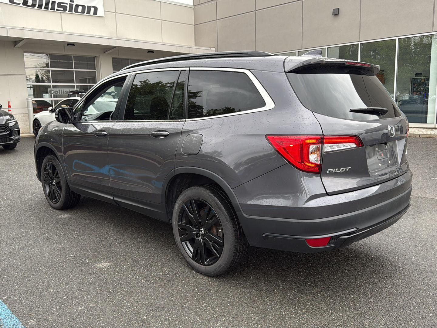 2022 Honda Pilot Special Edition photo 4