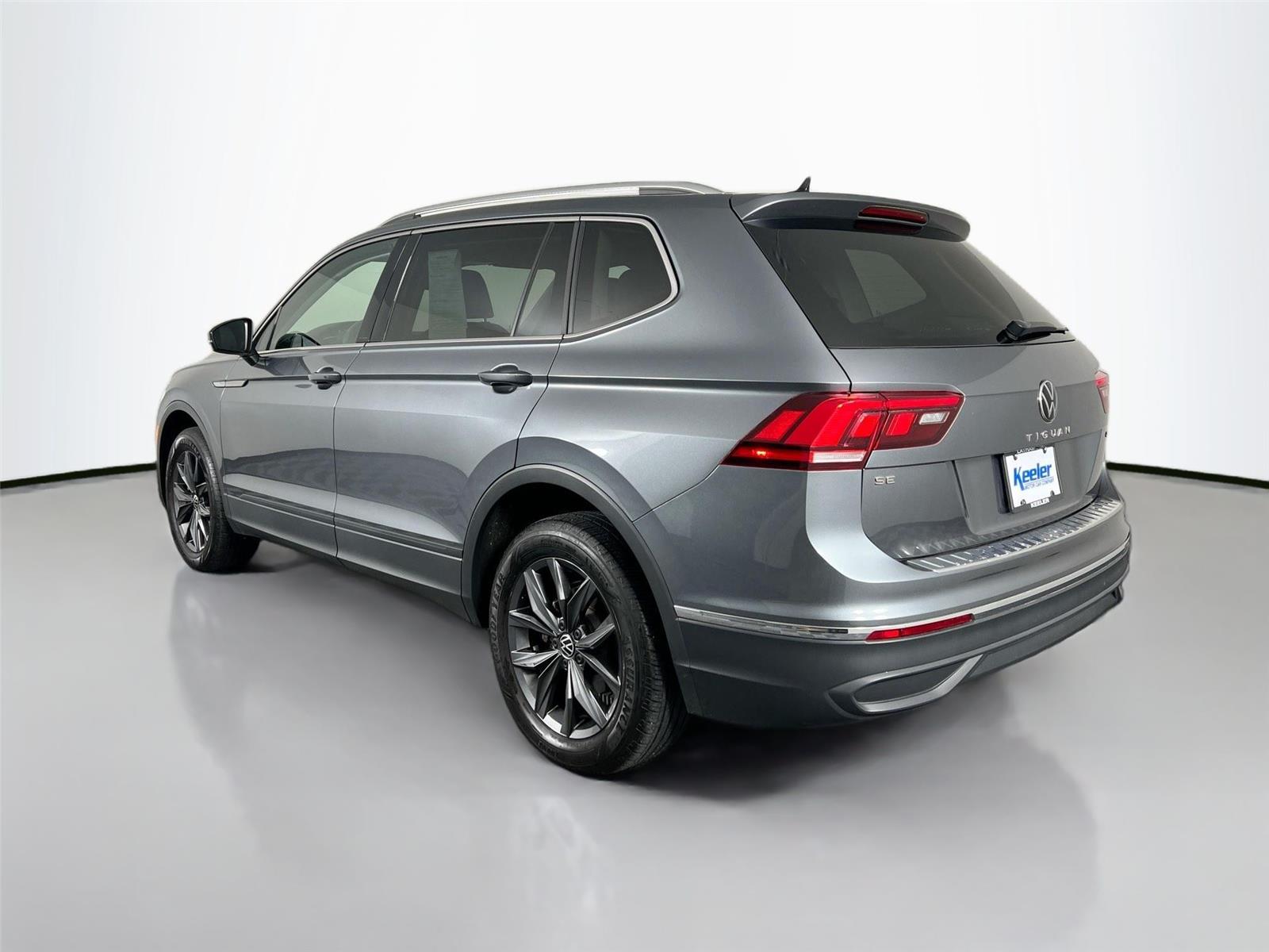 2022 Volkswagen Tiguan SE photo 4