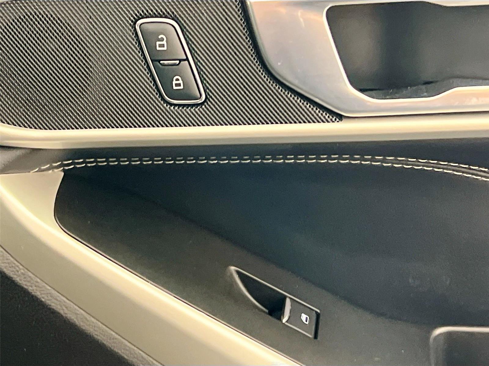 2022 Ford Explorer XLT - Photo 30