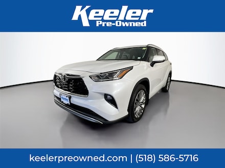 2022 Toyota Highlander Platinum SUV