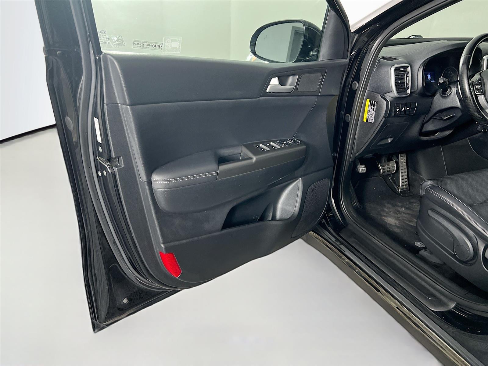 2020 Kia Sportage S - Photo 16