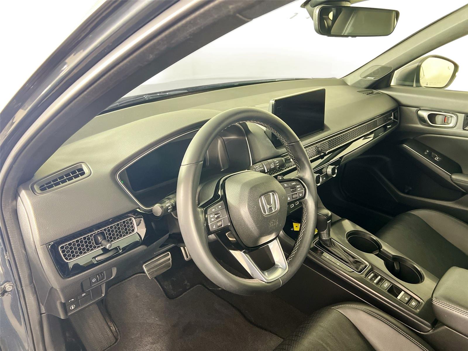 2023 Honda Civic Hatchback Sport Touring - Photo 10