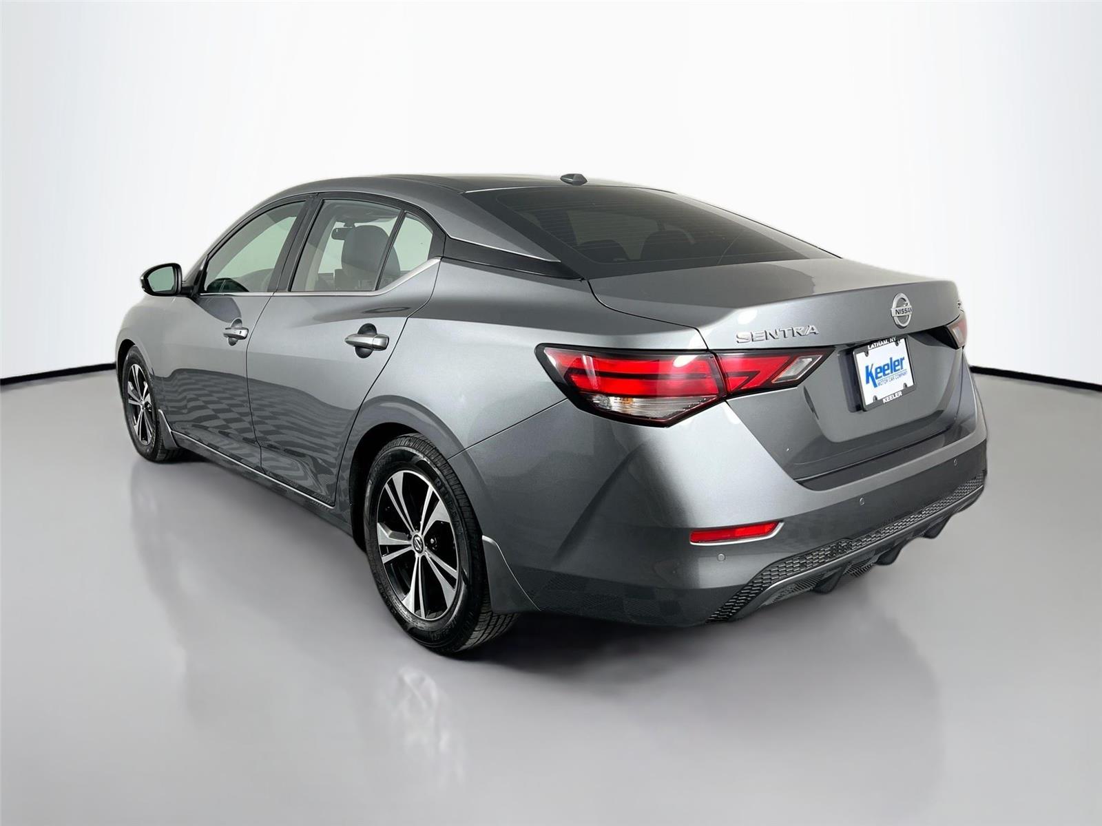 2020 Nissan Sentra SV photo 4