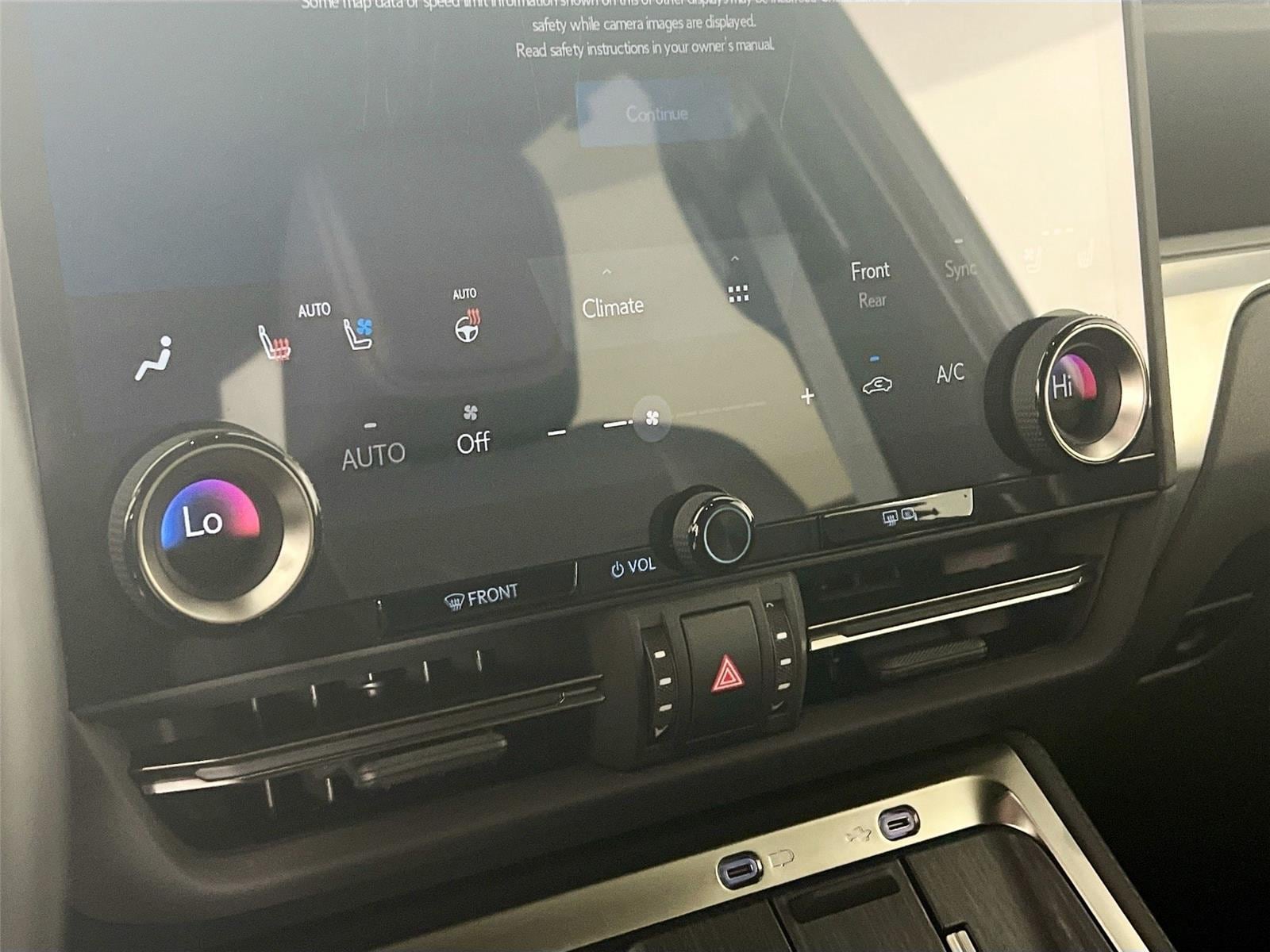 2025 Lexus GX Luxury - Photo 15