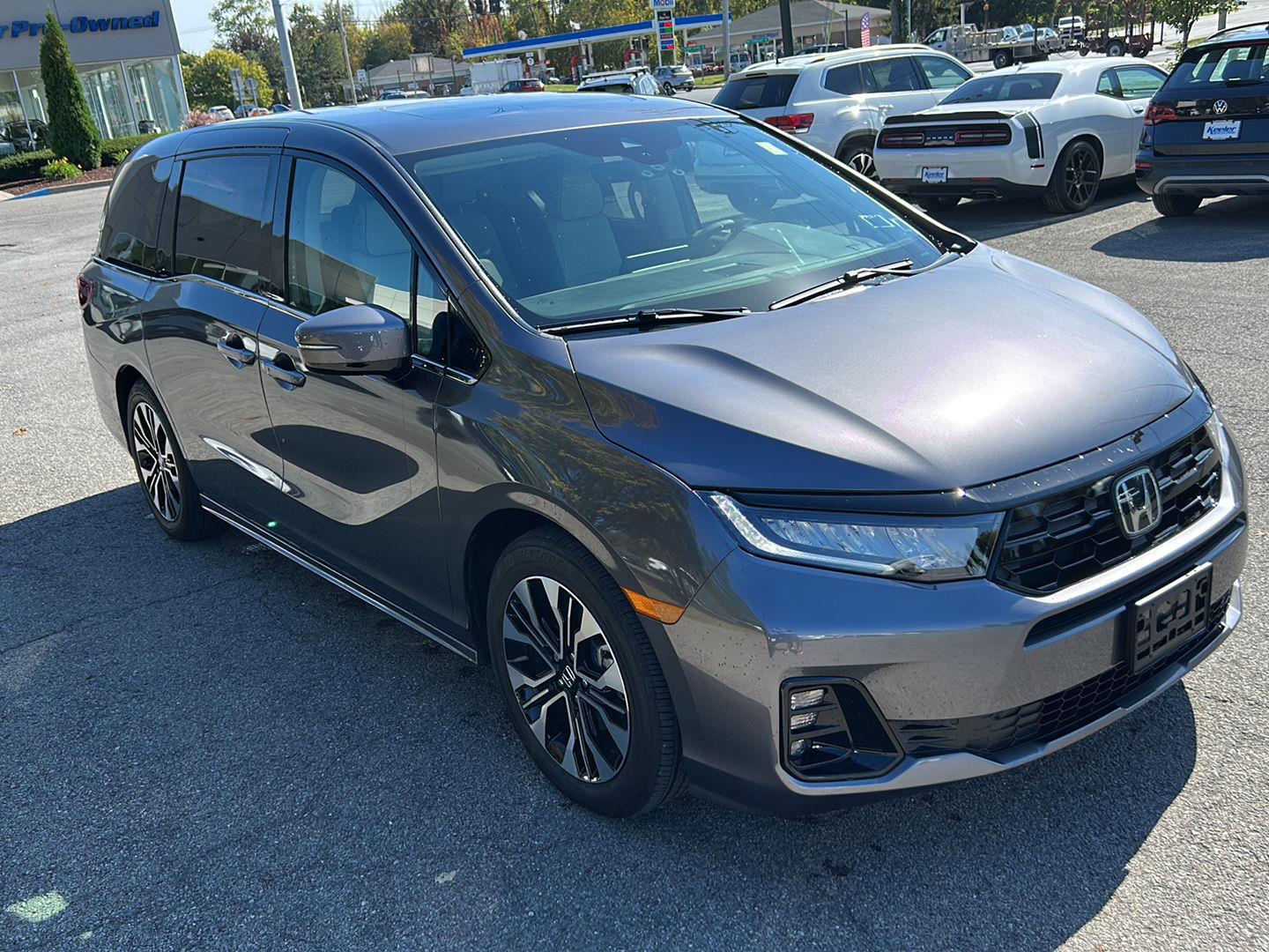 2026 Honda Odyssey Elite photo 2