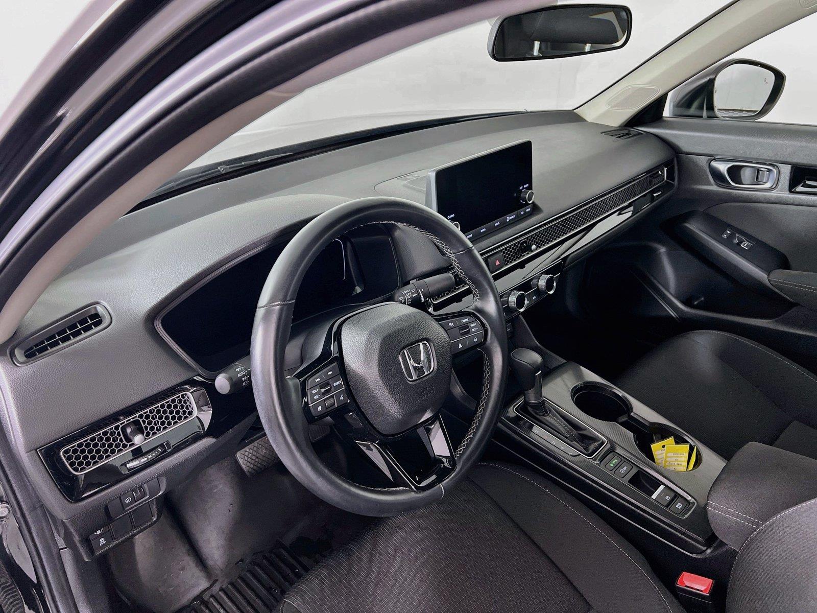 2024 Honda Civic EX - Photo 10
