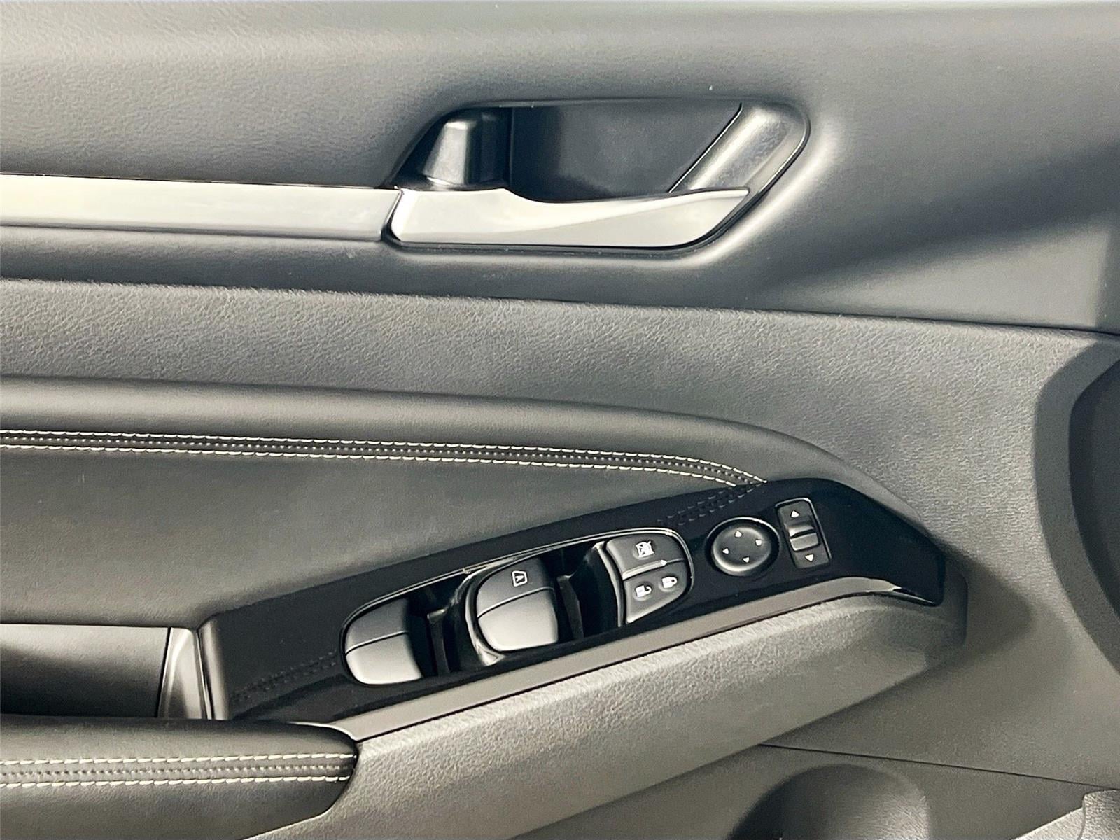 2022 Nissan Altima SV - Photo 17