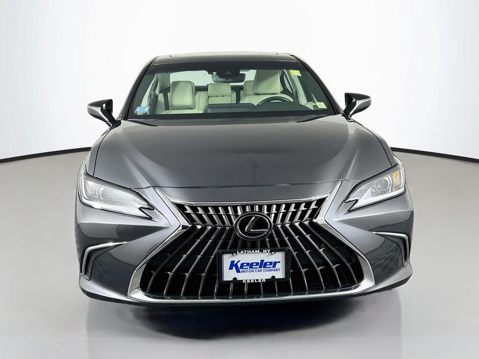 2022 Lexus ES 350 - Photo 9