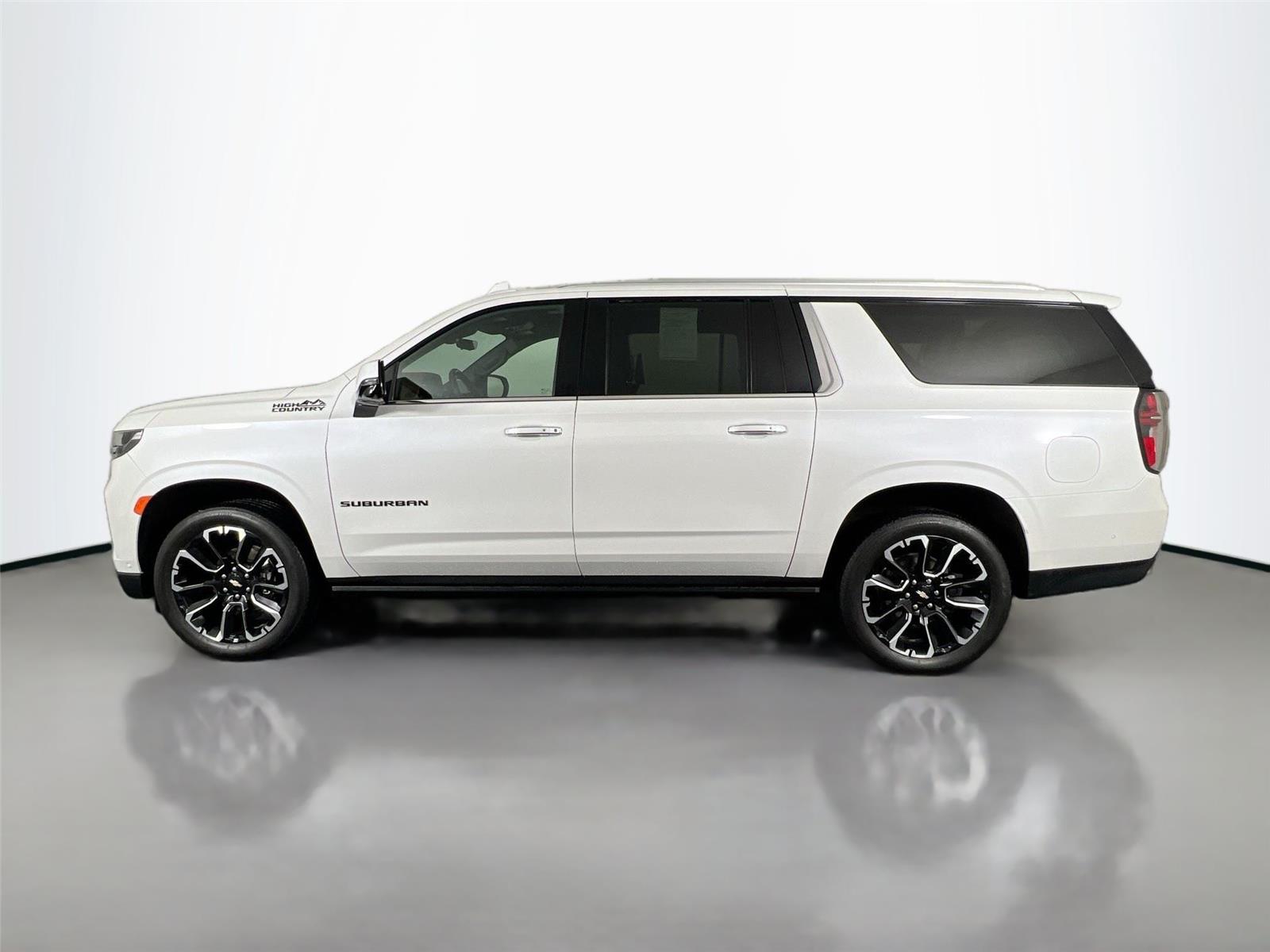 2024 Chevrolet Suburban High Country photo 2