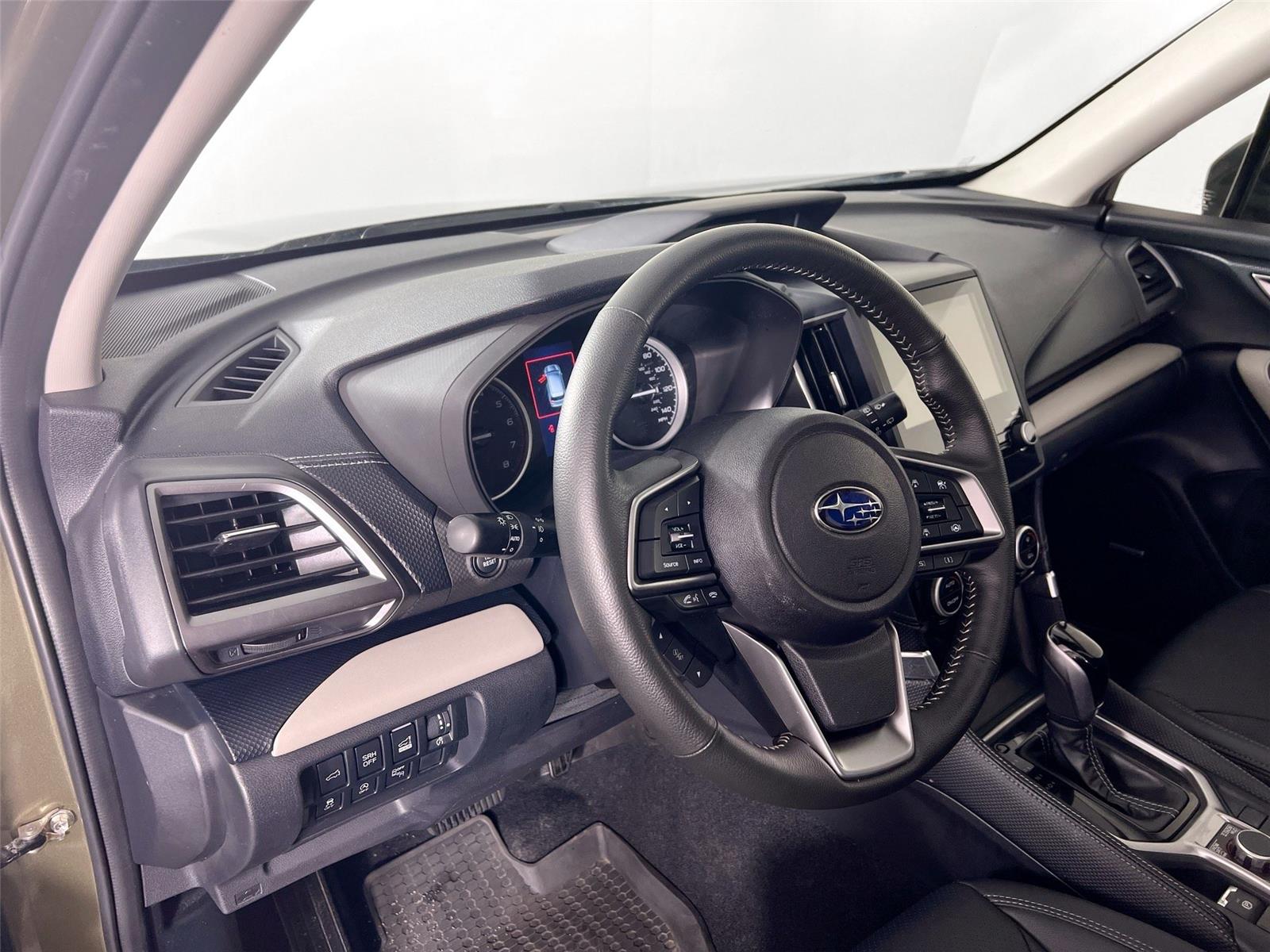 2024 Subaru Forester Limited - Photo 8