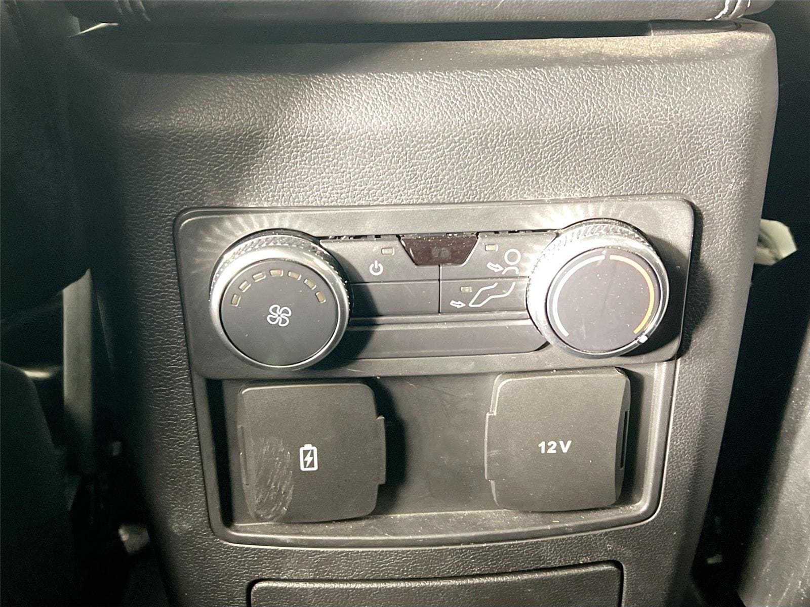 2022 Ford Explorer XLT - Photo 25
