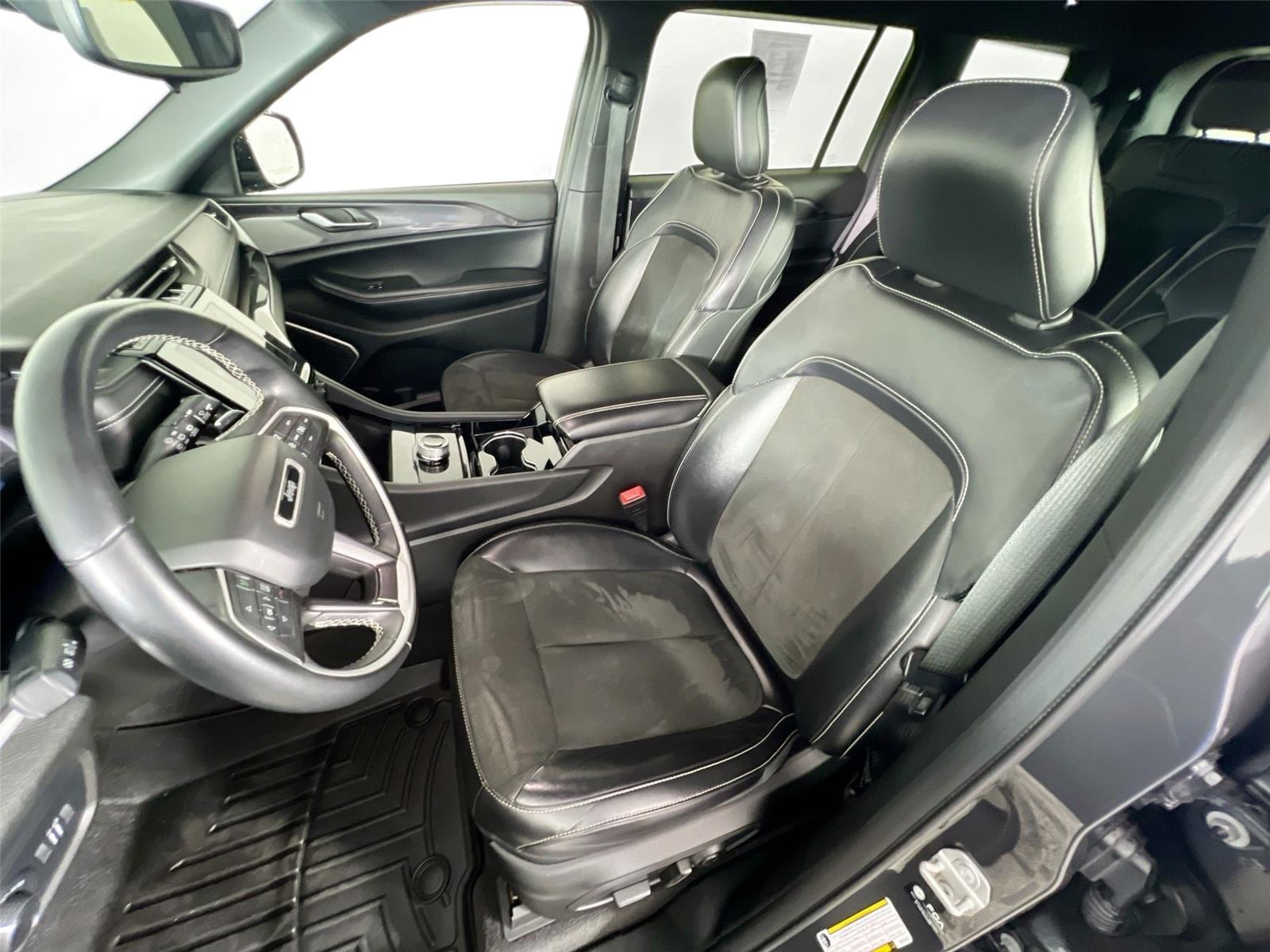 2021 Jeep Grand Cherokee L Altitude - Photo 22
