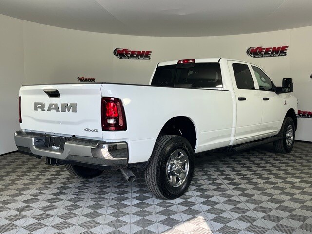 2026 Ram 3500 Tradesman photo 2