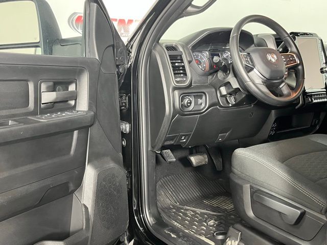 2025 RAM 2500 Tradesman - Photo 23