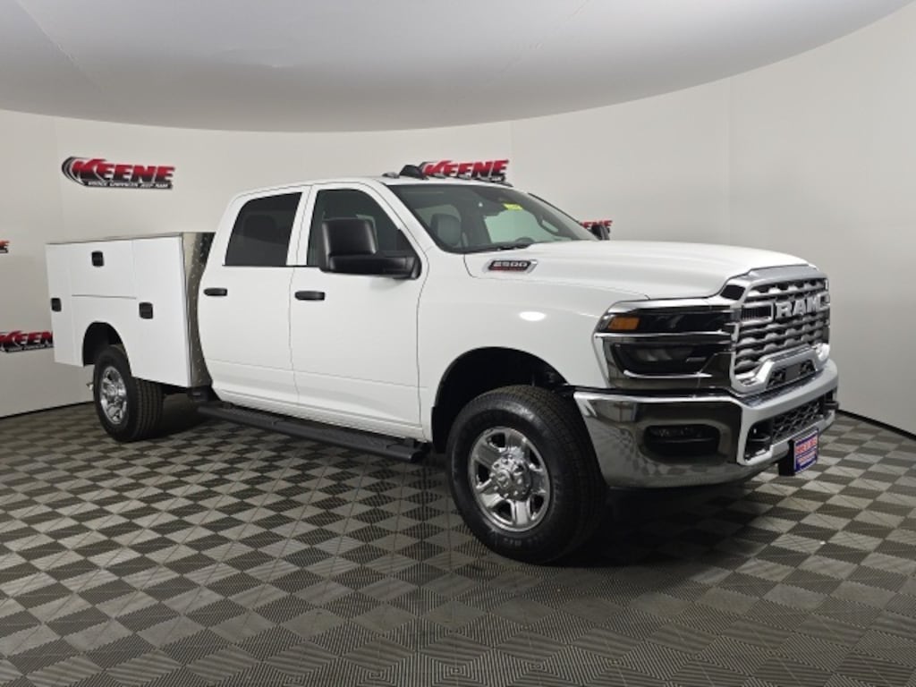New 2025 Ram 2500 TRADESMAN CREW CAB 4X4 8' BOX Pickup