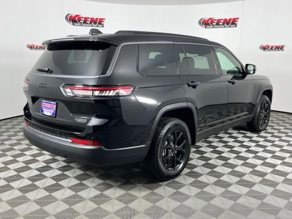 New 2026 Jeep Grand Cherokee L LAREDO ALTITUDE 4X4 Sport Utility