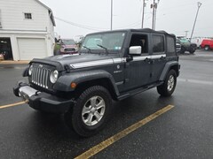 2017 Jeep Wrangler Unlimited Sahara SUV