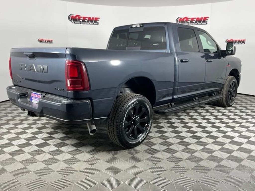 New 2026 Ram 2500 LARAMIE CREW CAB 4X4 6'4 BOX Pickup