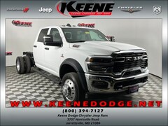 2026 Ram 5500 Chassis Cab TRADESMAN  CREW  4X4 60' CA Pickup