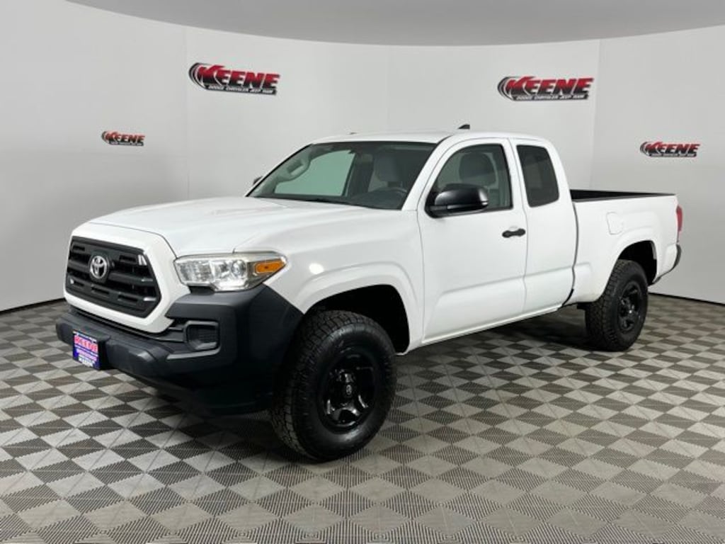 Used 2017 Toyota Tacoma SR Truck