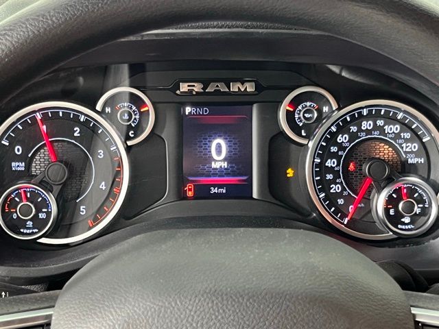 2025 RAM 2500 Tradesman - Photo 14