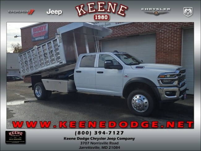 2025 Ram 5500 Chassis Cab TRADESMAN  CREW  4X4 84' CA Pickup