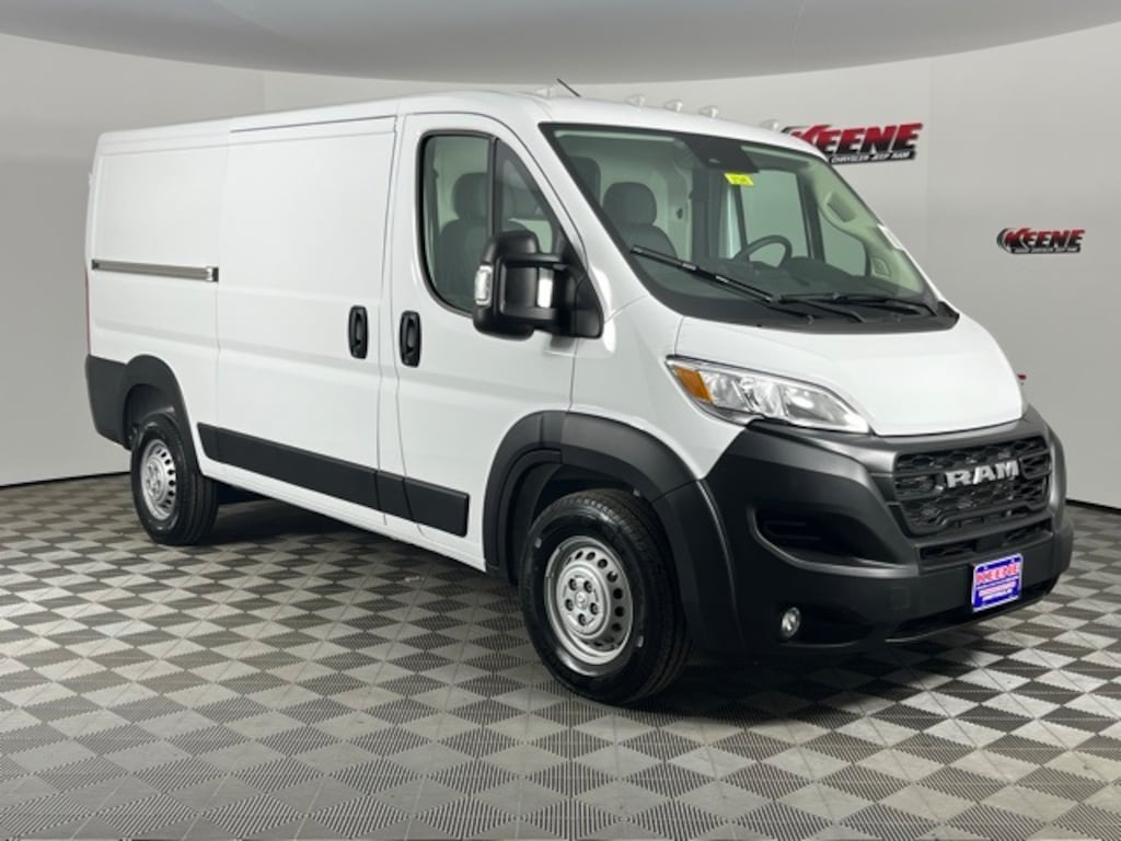 New 2025 Ram ProMaster PROMASTER 1500 TRADESMAN CARGO VAN LOW ROOF 136' W Cargo Van