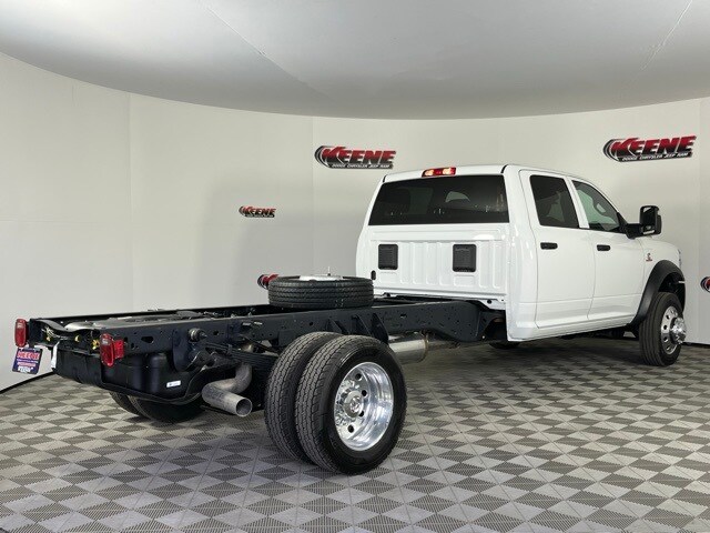 2026 Ram 5500 Tradesman photo 2