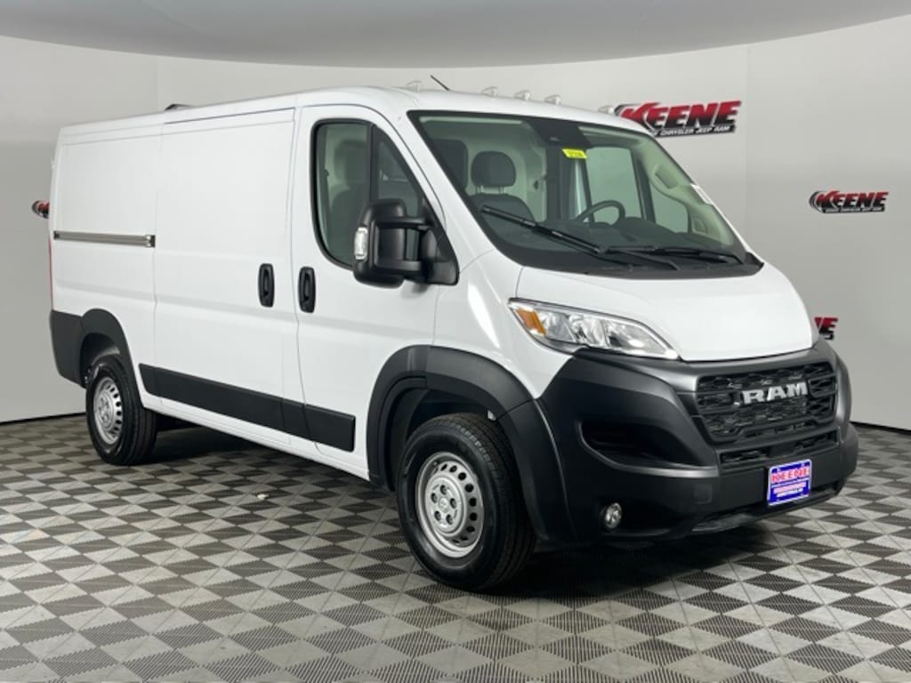 New 2025 Ram ProMaster PROMASTER 3500 TRADESMAN CARGO VAN LOW ROOF 136' W Cargo Van