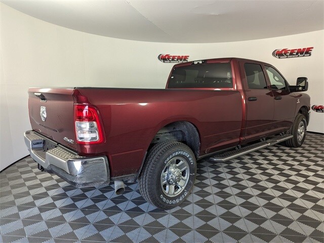 2024 Ram 2500 Tradesman photo 4