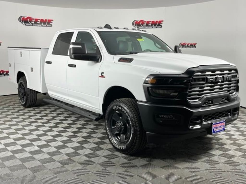 New 2026 Ram 3500 TRADESMAN CREW CAB 4X4 8' BOX Pickup