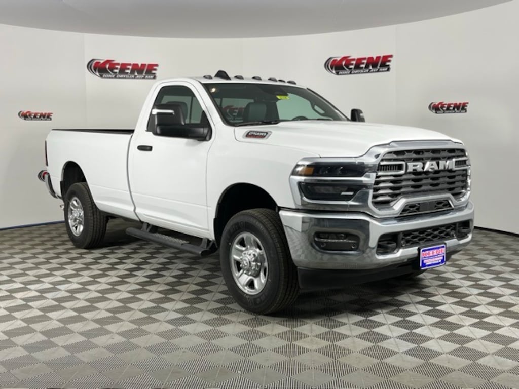 New 2026 Ram 2500 TRADESMAN REGULAR CAB 4X4 8' BOX Pickup