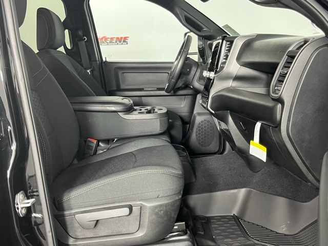 2025 RAM 2500 Tradesman - Photo 30