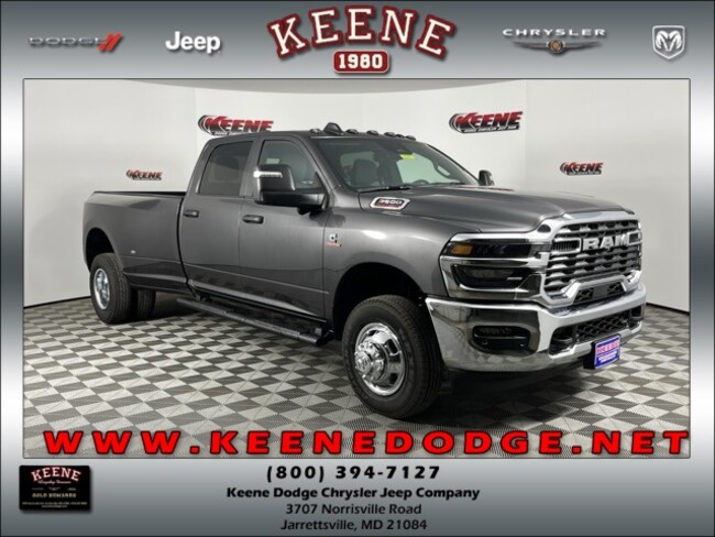 2026 Ram 3500 TRADESMAN CREW CAB 4X4 8' BOX Pickup