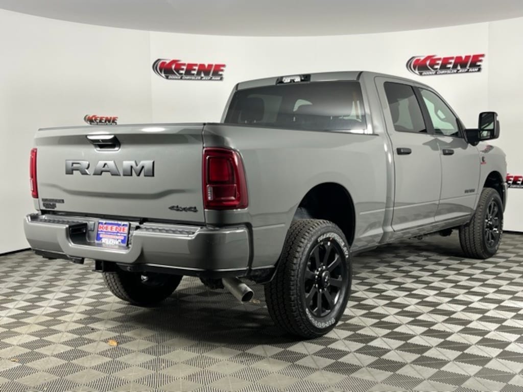 New 2026 Ram 2500 BIG HORN CREW CAB 4X4 6'4 BOX Pickup