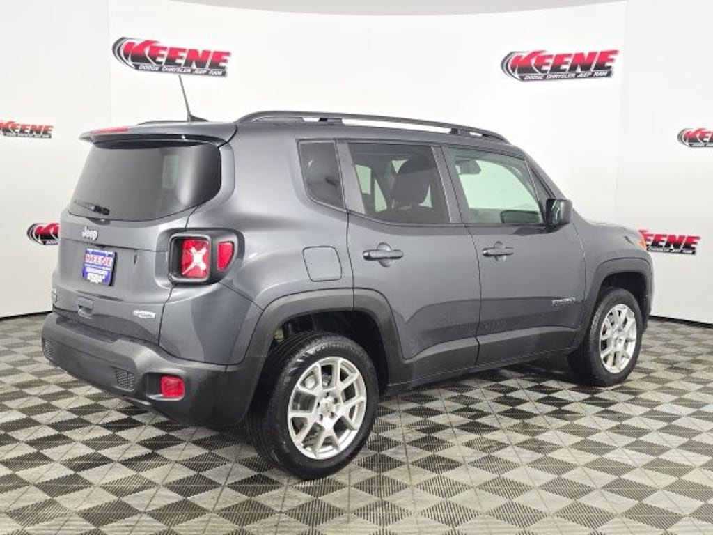 Used 2022 Jeep Renegade Latitude SUV