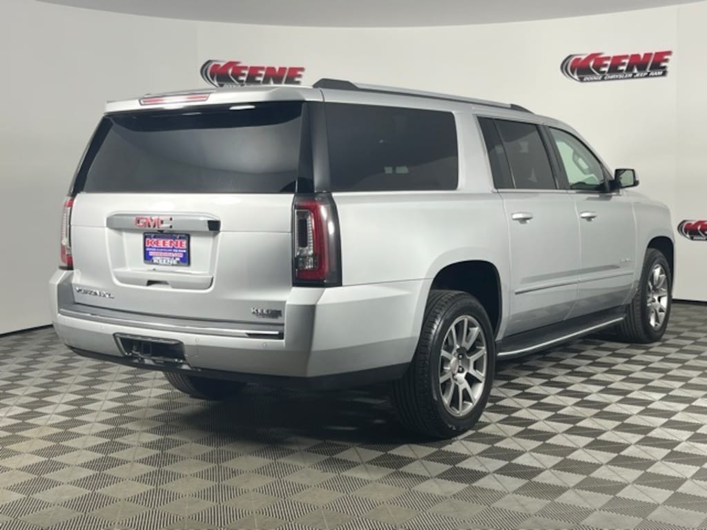 Used 2020 GMC Yukon XL Denali SUV
