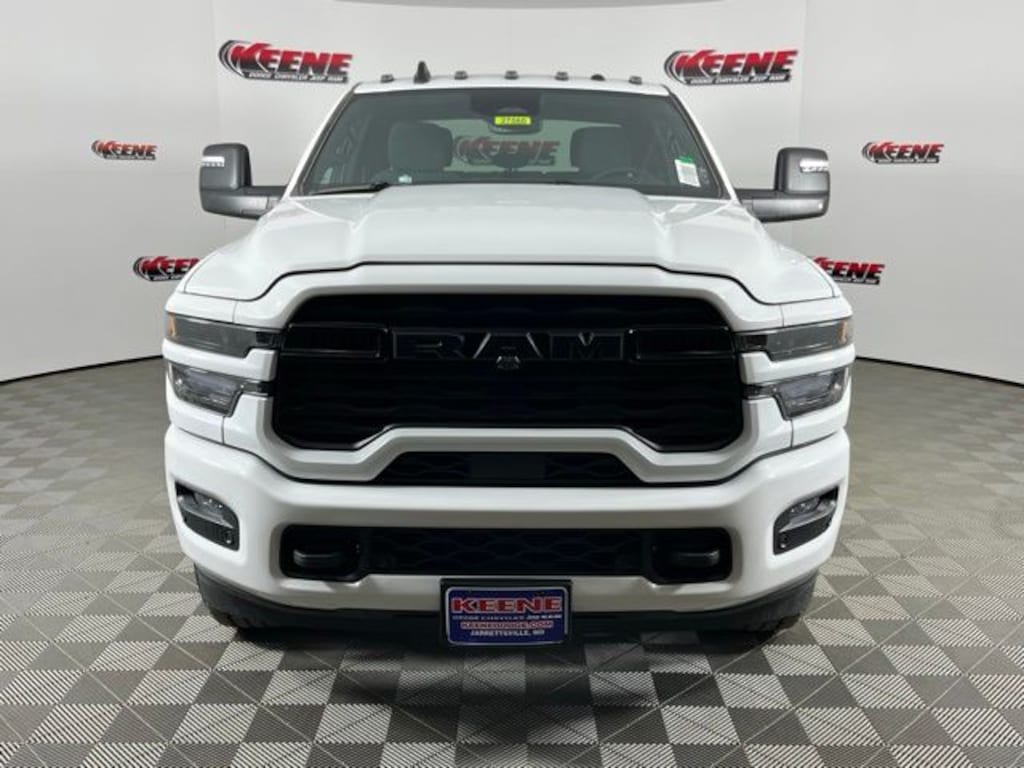 New 2026 Ram 2500 BIG HORN CREW CAB 4X4 6'4 BOX Pickup