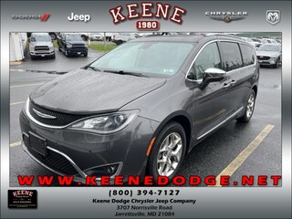 2017 Chrysler Pacifica Limited Minivan/Van