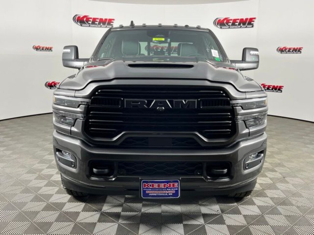 New 2026 Ram 2500 LARAMIE CREW CAB 4X4 6'4 BOX Pickup