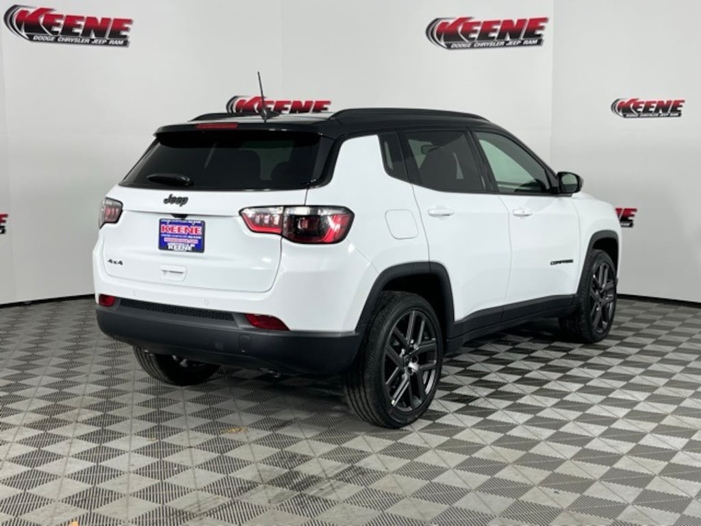 New 2026 Jeep Compass LIMITED ALTITUDE 4X4 Sport Utility