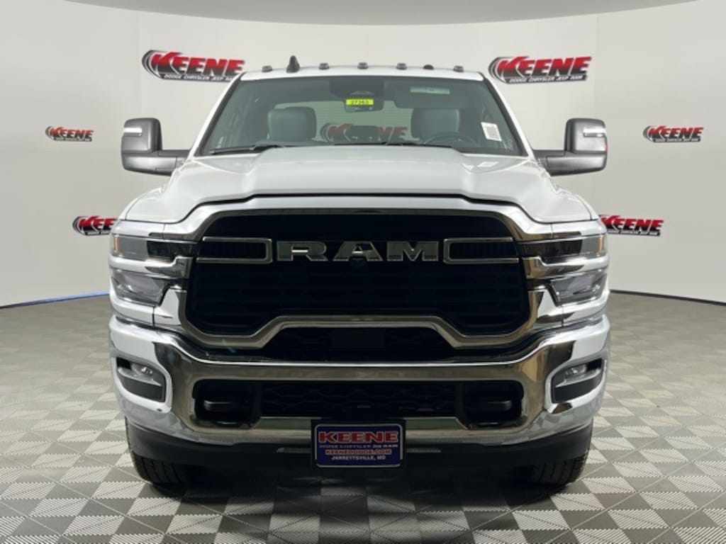 New 2026 Ram 3500 Chassis Cab 3500 TRADESMAN CREW CAB CHASSIS 4X4 60' CA Pickup