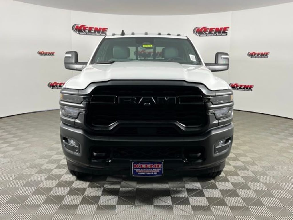 New 2026 Ram 2500 TRADESMAN CREW CAB 4X4 6'4 BOX Pickup